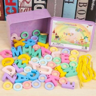 Caja de letras para enhebrar